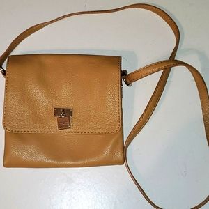 Calvin Klein small light mustard color  shoulder purse with multiple poc…